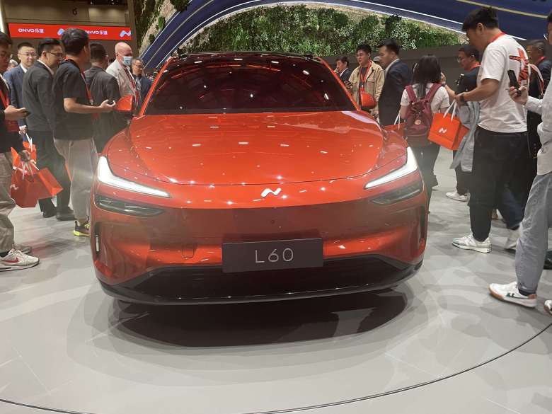 Mobility electric vehicle EV nio onvo china L60 tesla model y